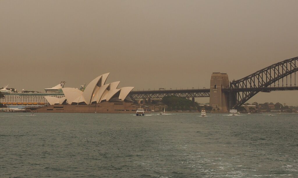 Bushfire smoke over the Sydney Opera House and Harbour Bridge